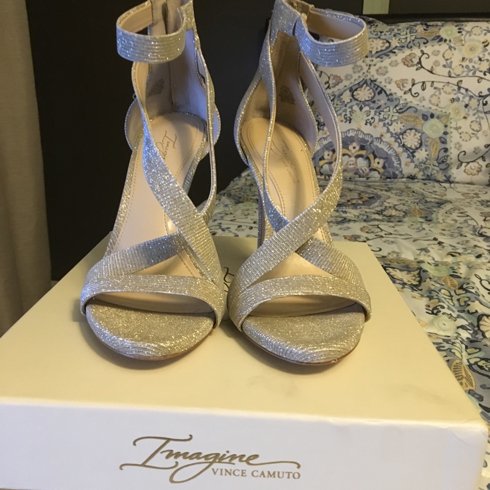 Shoes. - Picture 4 of 4